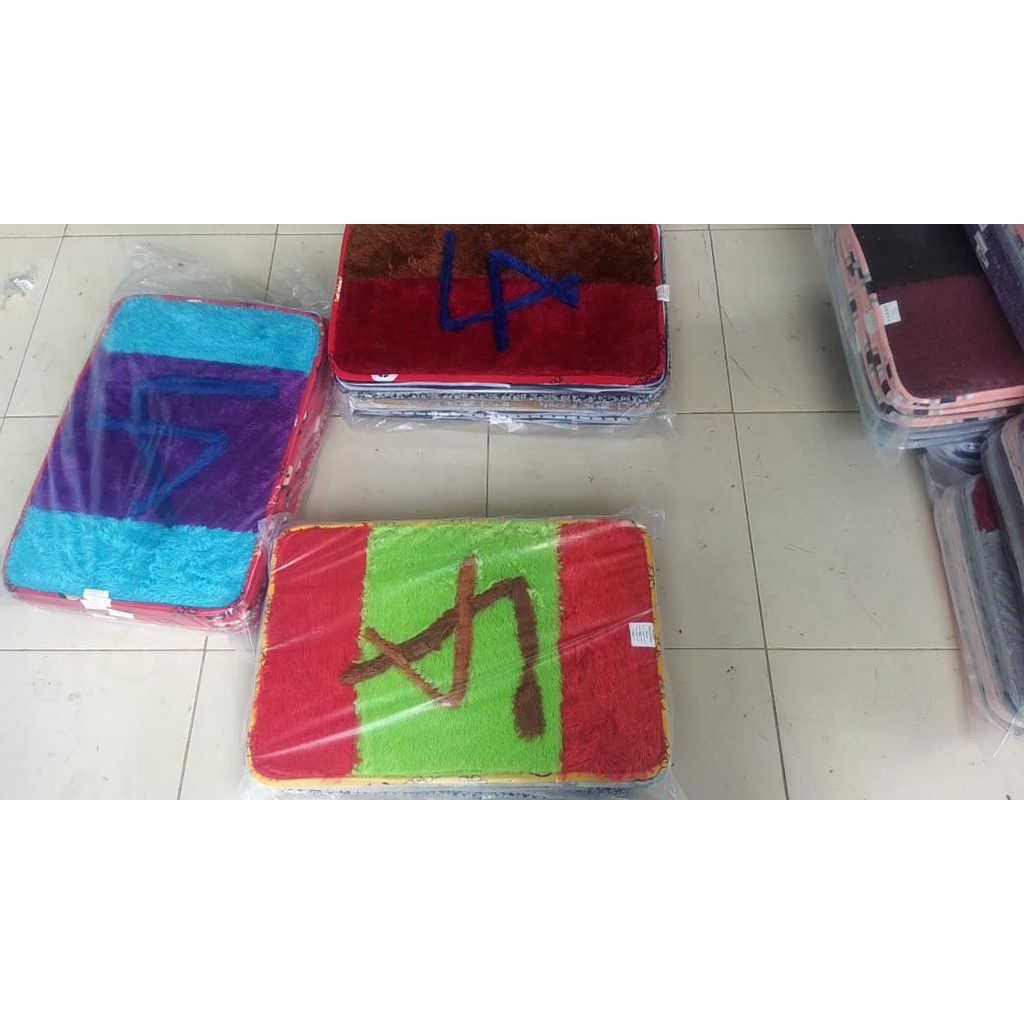 Keset motif LA bahan halus bulu rasfur grosir MURAH RAPIH BAGUS, BISA COD