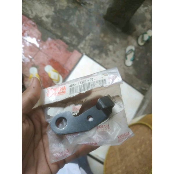 CANTOLAN HELM BREKET HELM F1ZR ORIGINAL