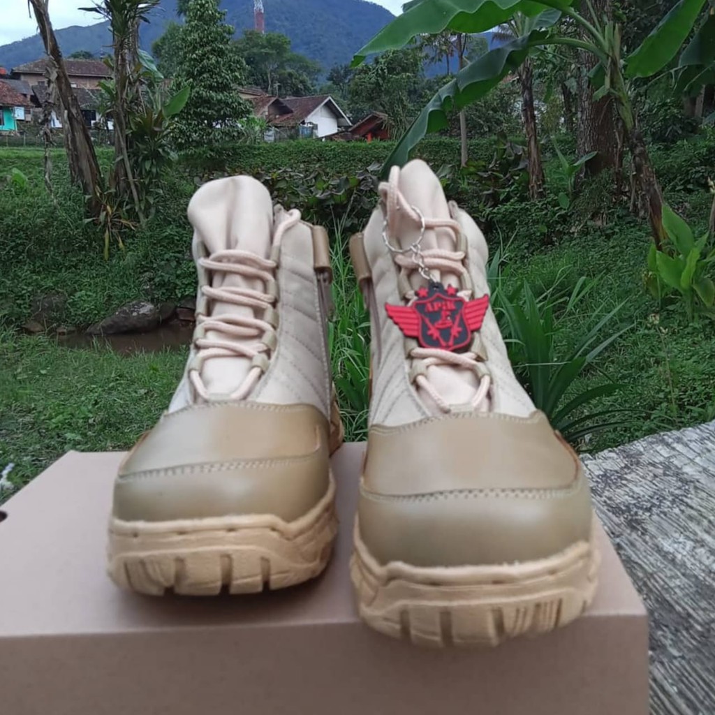 SEPATU PDL NINJA PENDEK WARNA CREAM GURUN BAHAN KULIT SAPI ASLI MERK APIK SEPATU PDL DINAS LAPANGAN PNS SATPOL PP KEMENHAN KEMENHUMKAM