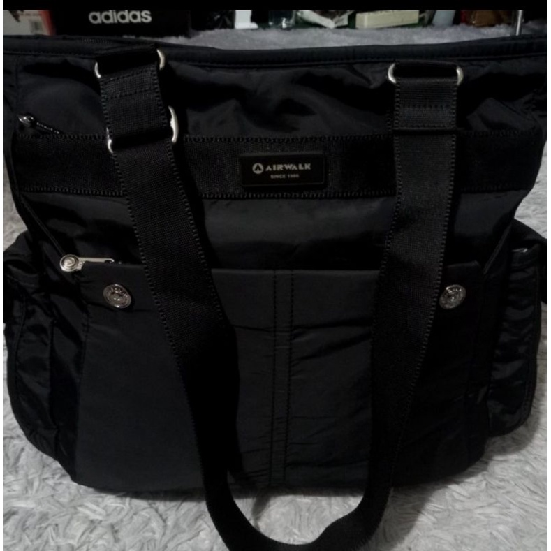 Tas airwalk preloved...