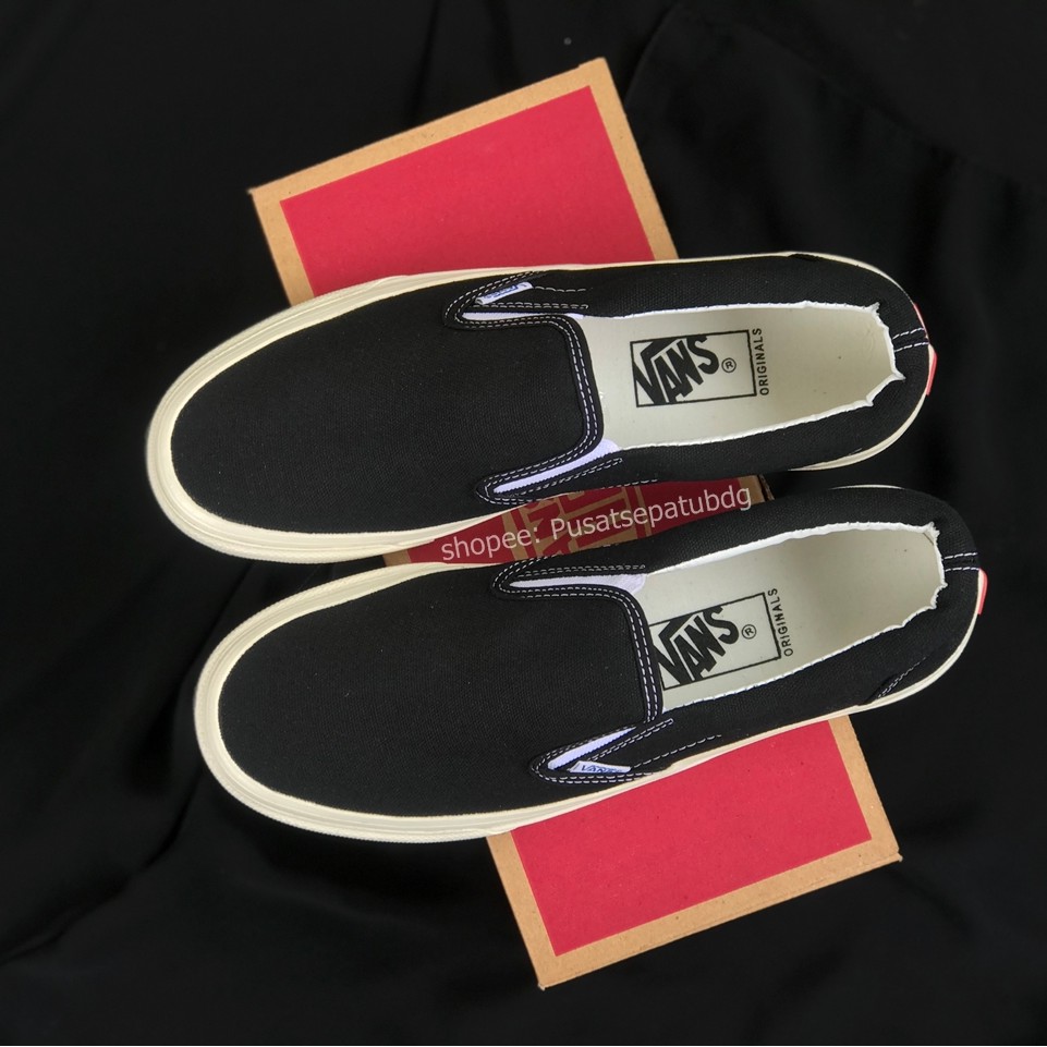 (BAYAR DITEMPAT) VANS SLIP ON OG BLACK WHITE