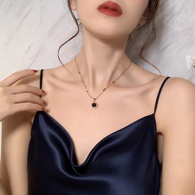 Kalung Titanium Bisa Bolak Balik Hitam Putih Korea Fahion Style Trending