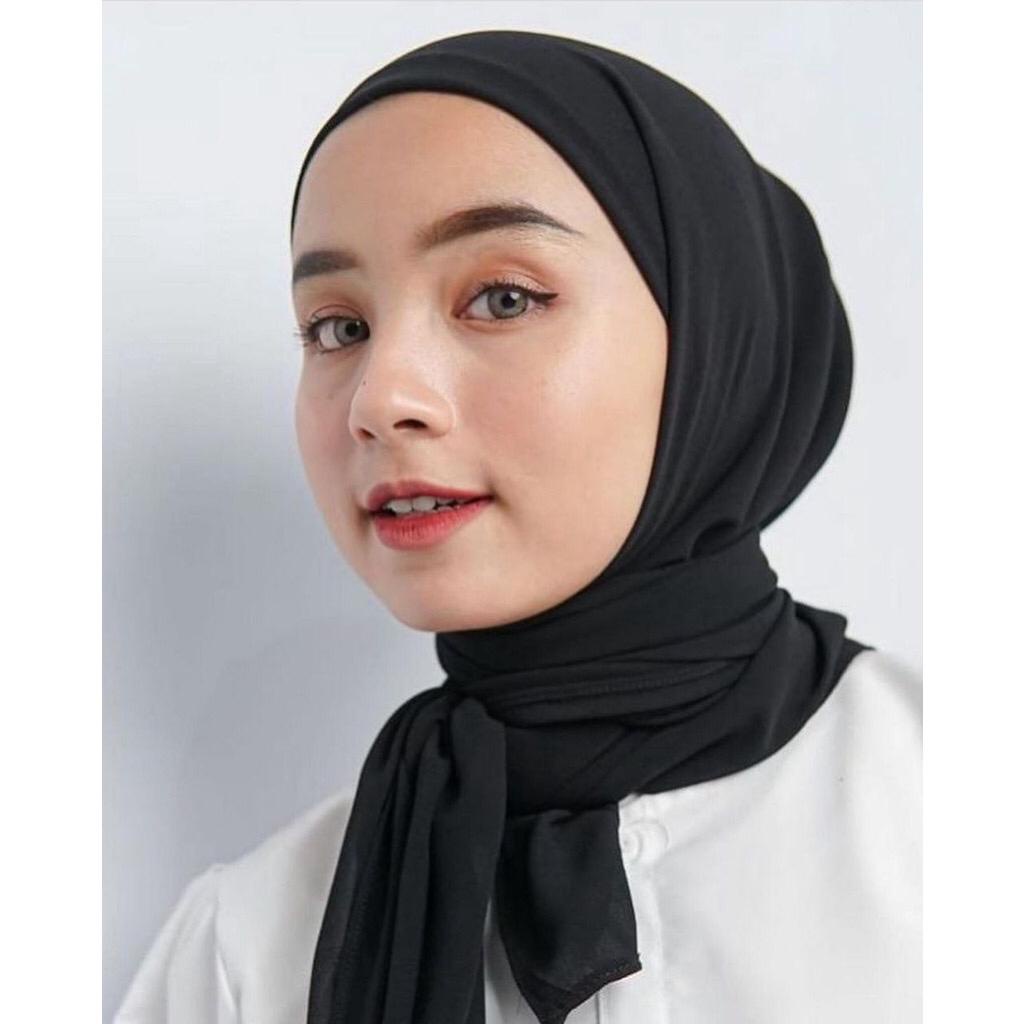 SEGITIGA MALAY / JILBAB SEGI EMPAT / JILBAB SEGIEMPAT / HIJAB SEGI EMPAT / HIJAB SEGIEMPAT / SEGIEMPAT CERUTY TERLARIS