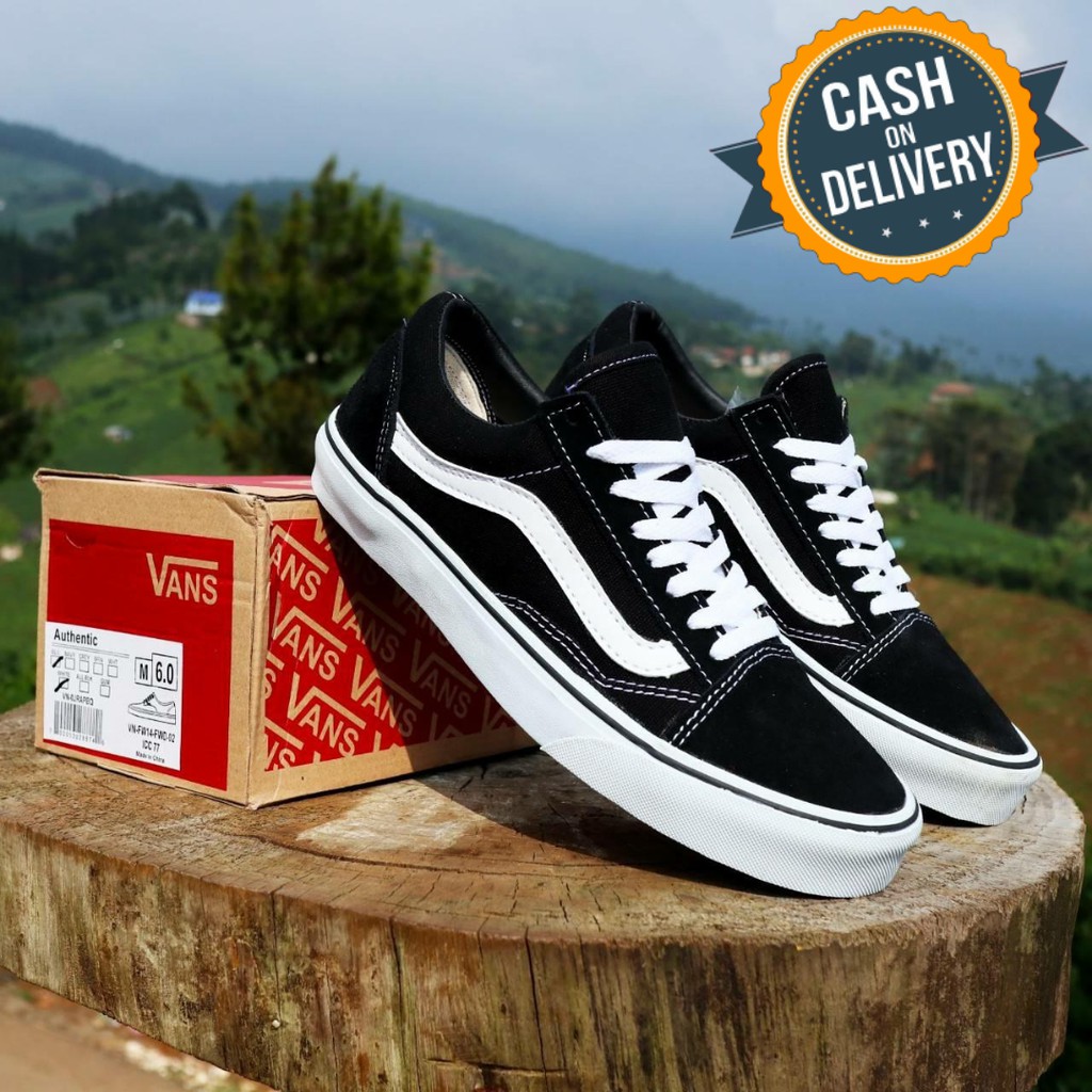 sepatu vans wanita