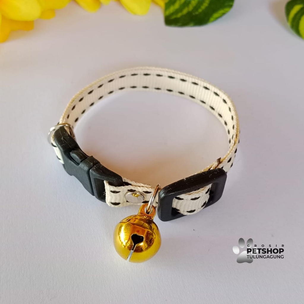 Kalung Kucing 1 Lonceng Motif Bintik 14mm Bahan Tebal