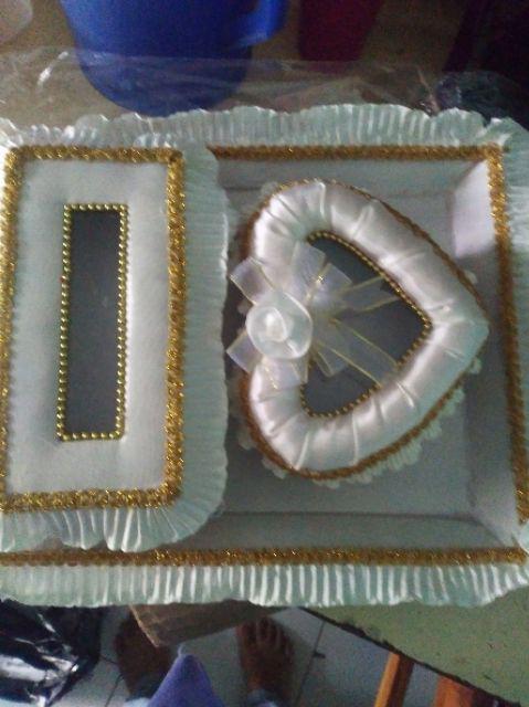 Tempat Mahar Perhiasan Dan Uang Warna Cream