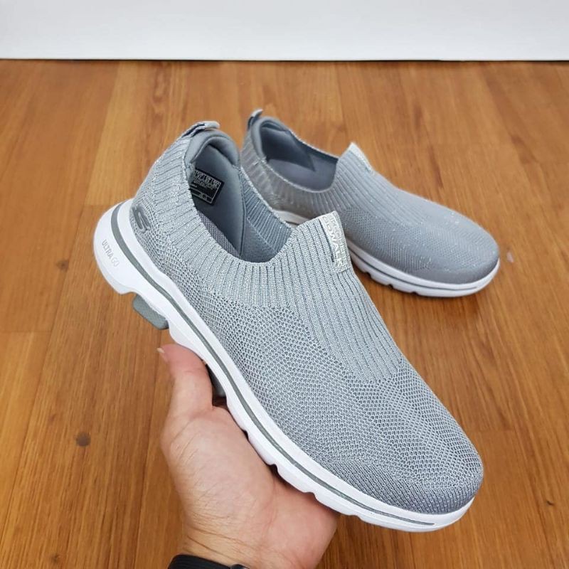 SKECHERS GO WALK 5 ENLIGHTEN