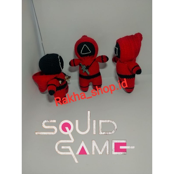 Boneka Amigurumi Squidgame, boneka rajut squid game soldier