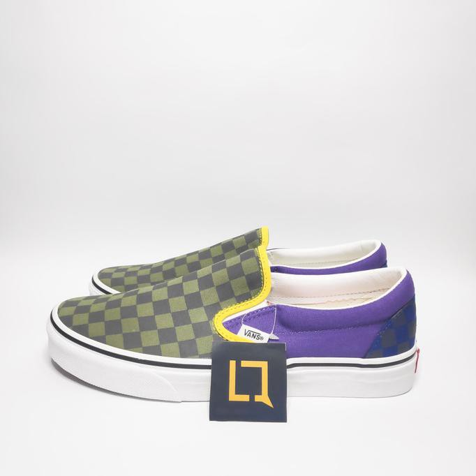 otw rally slip on vans