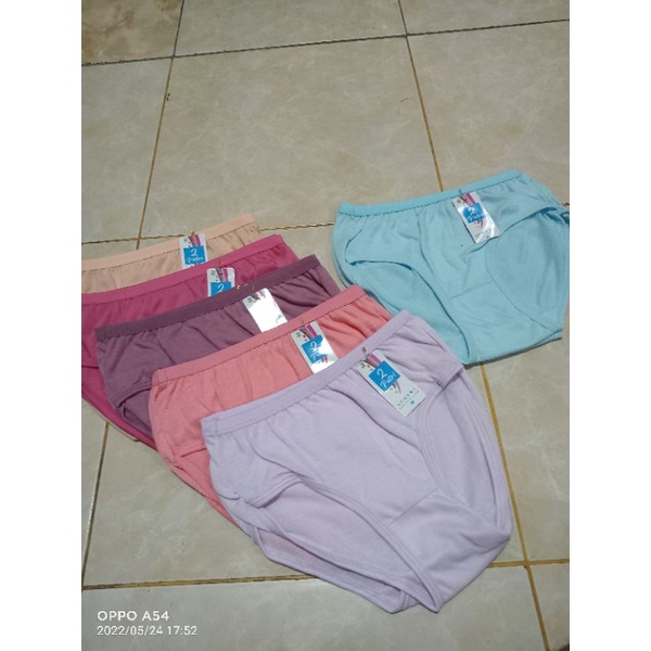 promo CD wanita murah 2 putri/Asyifa