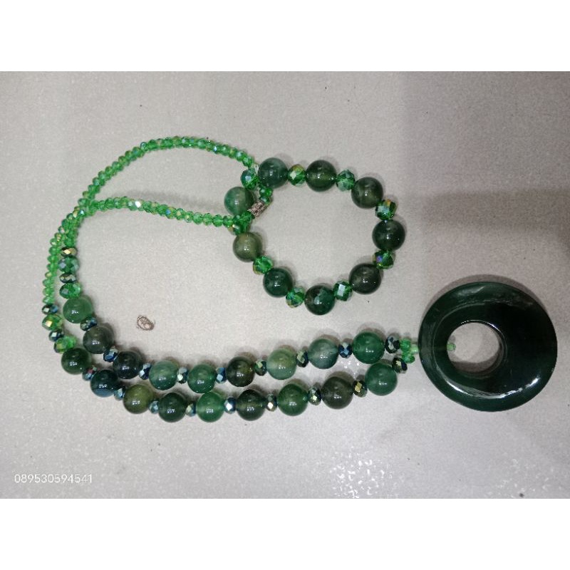 gelang dan kalung batu akik asli kalimantan