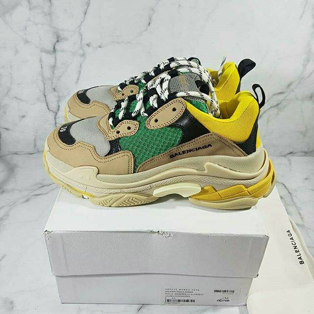 balenciaga shoes triple s green