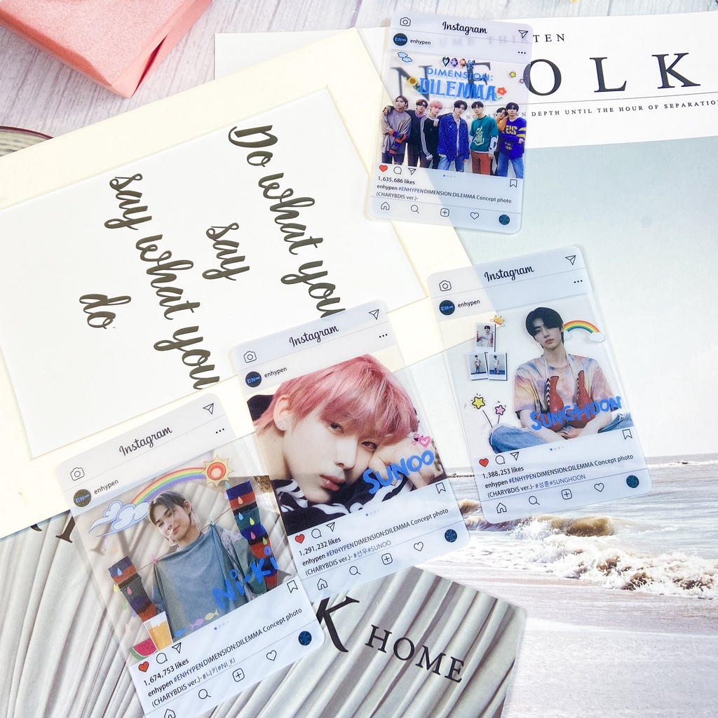 8pcs / set Kartu Foto ENHYPEN Abum DIMENSION DILEMMA INS Transparan Bahan PVC