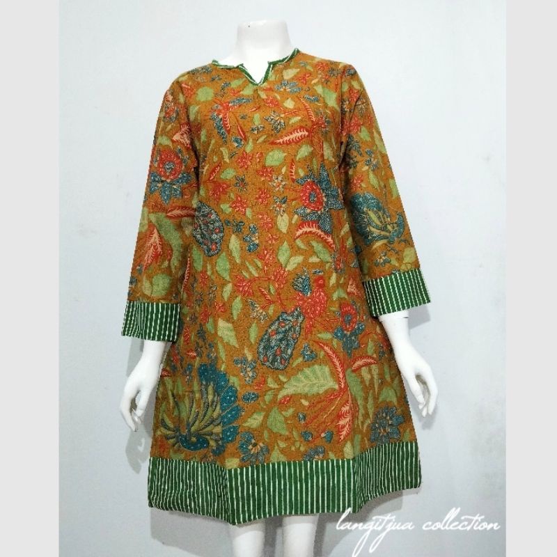 BAJU KERJA SIMPLE TUNIK JAWARA ATASAN BATIK MOTIF TIGA NEGERI