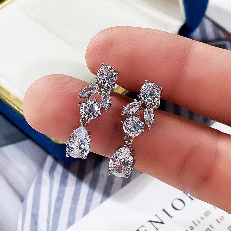 Anting Juntai Warna Silver Untuk Aksesoris Pengantin Wanita