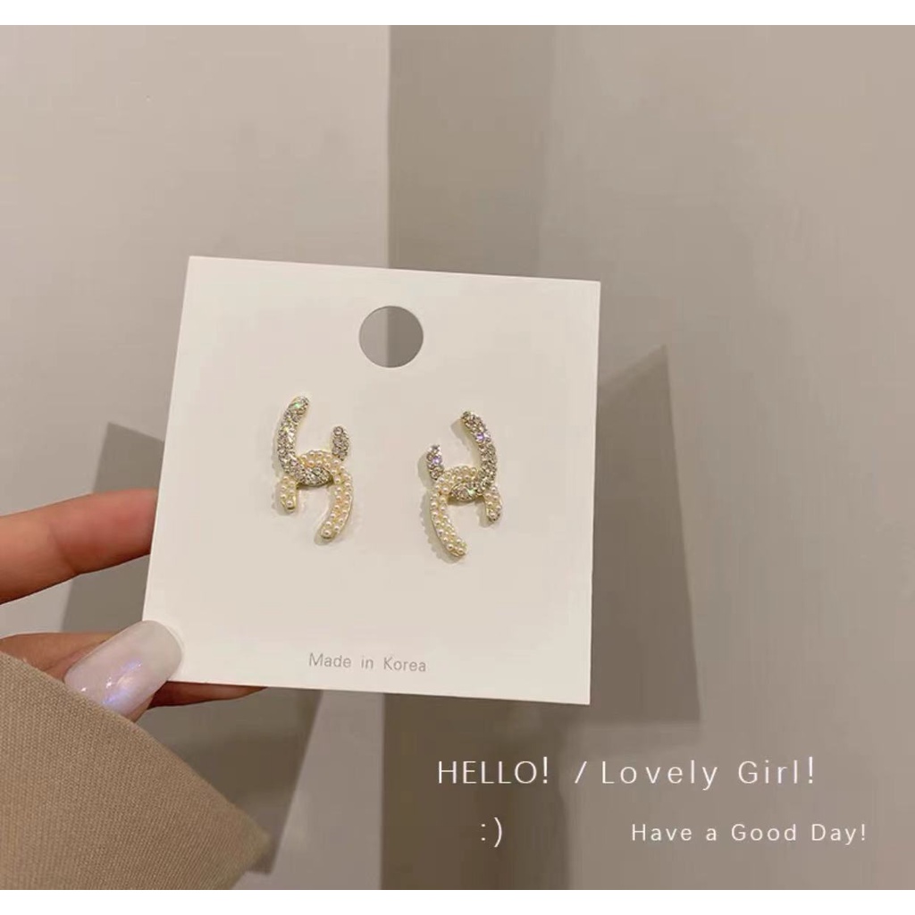 Anting fashion korea wanita anti karat A025