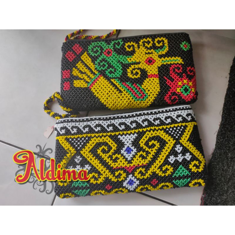 dompet/tas manik selempang Dayak(tangggung)