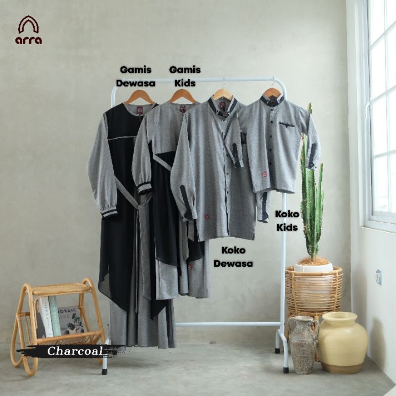 Gamis Sarimbit Keluarga Ayah Ibu Anak Series Madina Warna Charcoal Original Premium Arra Sarimbit Couple 2023 Terbaru Busana Muslim Kapel Kondangan Baju Couple Keluarga Muslim Sarimbit Lebaran Baju Kondangan Wanita Kekinian Jumbo