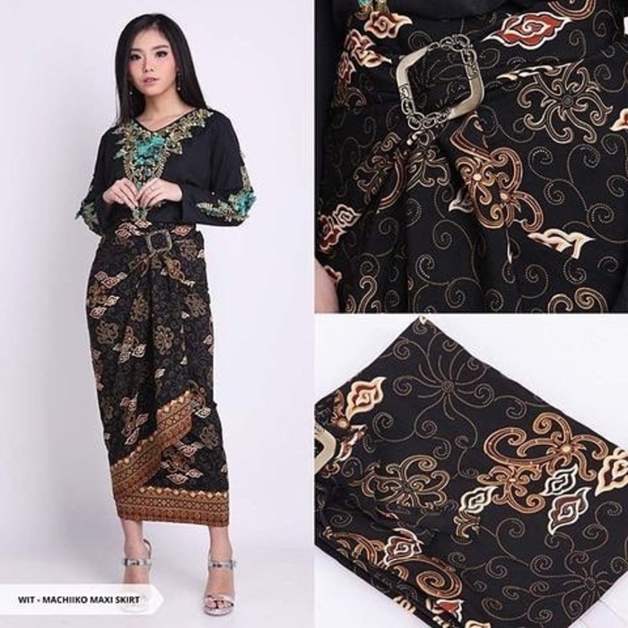 Kain Lilit /  Rok Lilit Batik Bawahan Kebaya Motif Kamboja Silver Dan Motif Lainnya