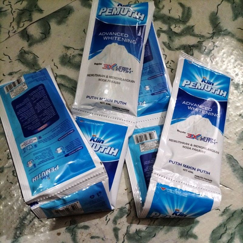 So Klin pemutih pakaian Reguler 40 ml x 6 sachet