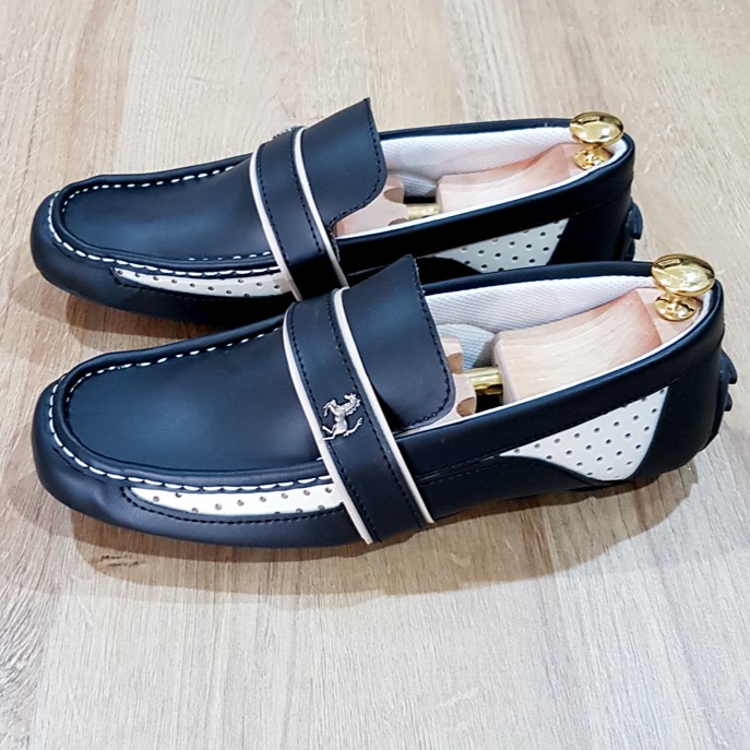 sepatu slip on pria mr darwis mr008