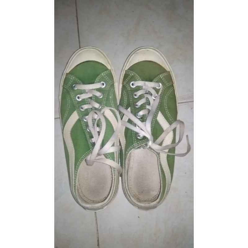 sepatu ventela second