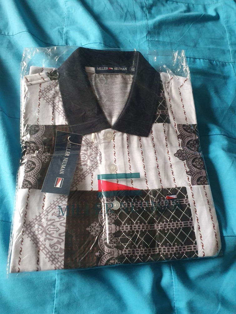 Miller Neuman Kaos Kerah Pria Bapak Dewasa Bahan Katun Berkantong Mn-101