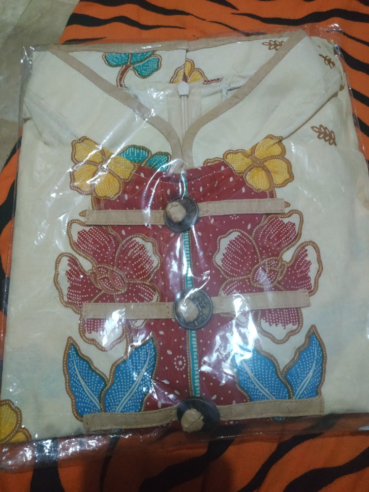 Tunik Dhanur Dara | Dress Batik Wanita Model Flui Depan