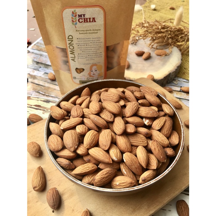 

MINUM-SIAP-DRINK-TO-READY- ROASTED ALMOND (PANGGANG) 250GR -READY-TO-DRINK-SIAP-MINUM.