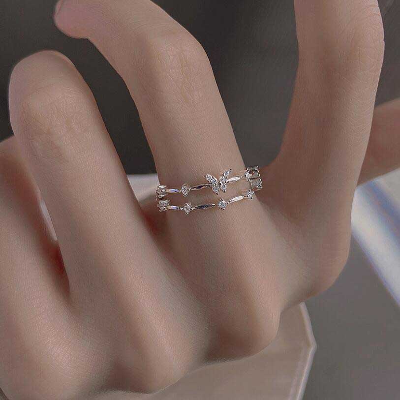 Cincin Wanita Bahan Sterling Silver 925 Desain Kupu-Kupu Hias Kristalberlian Gaya Koreasimple Untuk Pernikahan