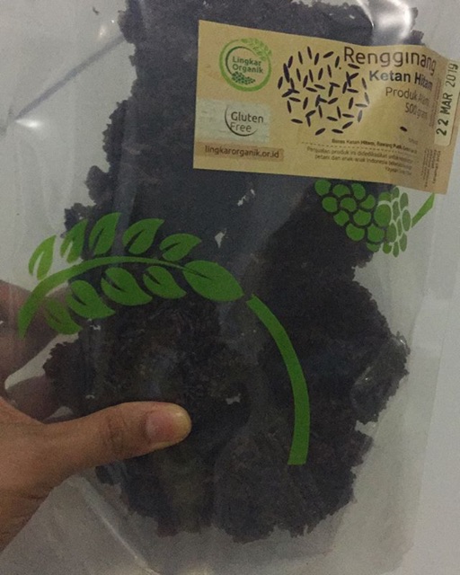 

Rengginang Ketan Hitam