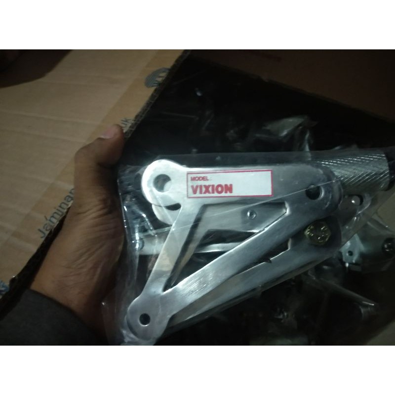 STEP YAMAHA VIXION LAMA / STEP DEPAN VIXION LAMA UNDERBONE