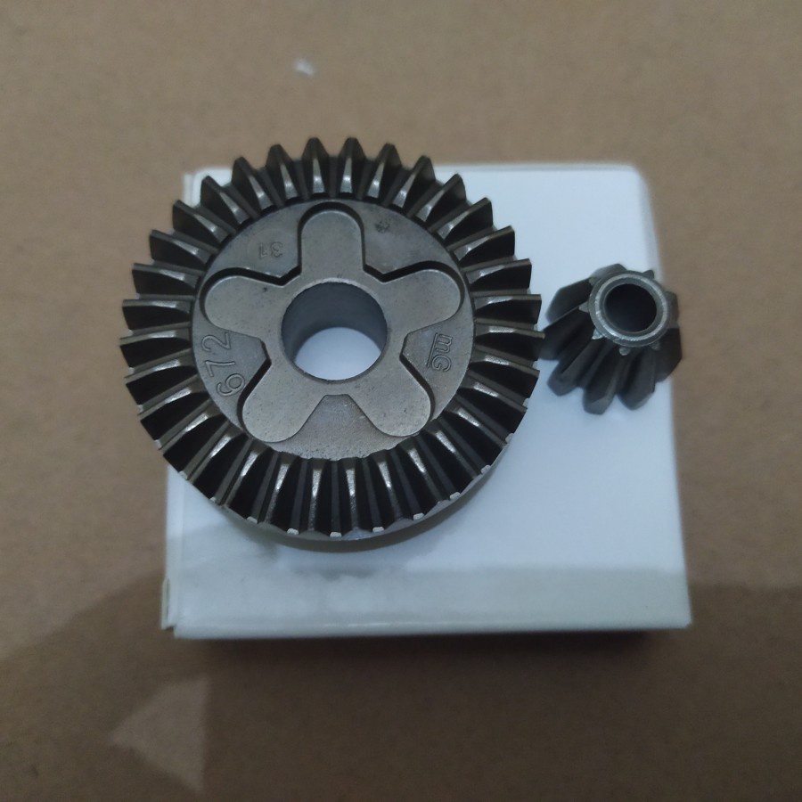 Gear GWS 6100 Gigi Nanas Model Lurus Gerinda Bosch