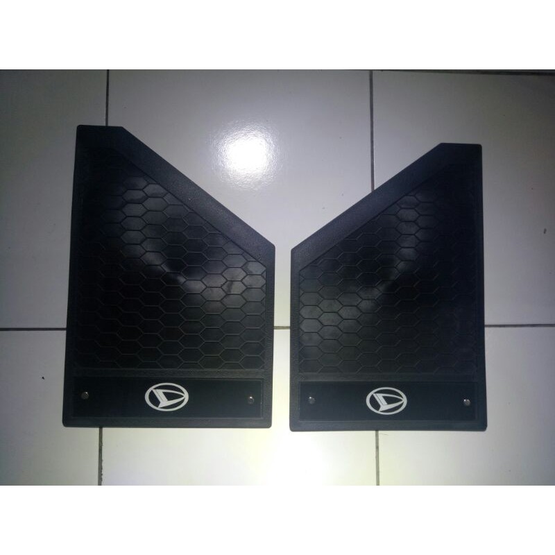 karpet lumpur/ mudguard 1 set isi 2 model miring