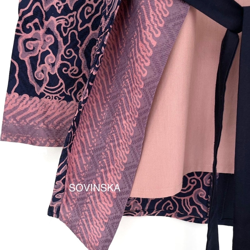 Atasan Batik Kombinasi WP 132 Navi MM Baju Blus Blouse Kerja Wanita Modern