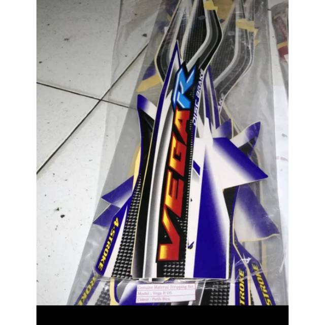 Striker & list bodi striping vega r lama 2005 putih biru