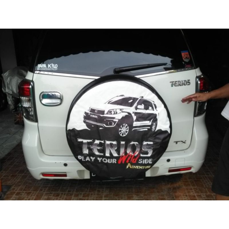 Sarung ban serep Terios Penutup ban serep Terios Cover ban serep Terios Selimut ban serep Terios