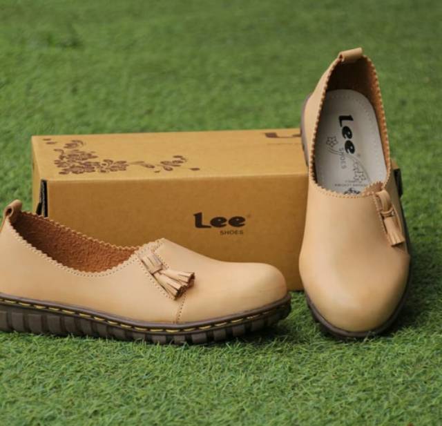 Sepatu wanita LeeShoes LN Best Seller
