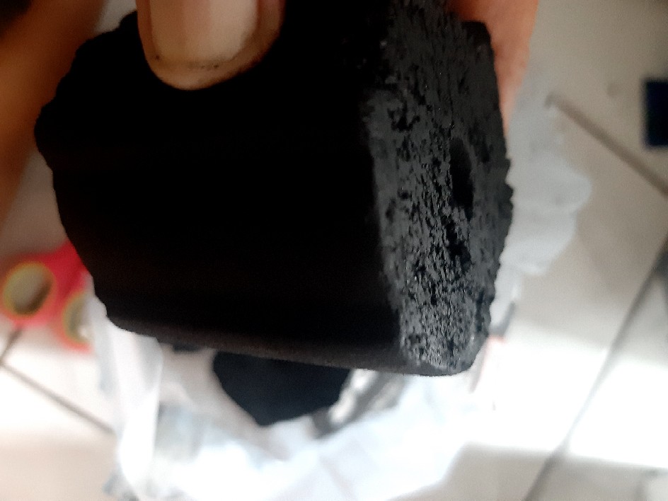Arang Briket Batok Kelapa Kualitas Eksport Charcoal Briquette