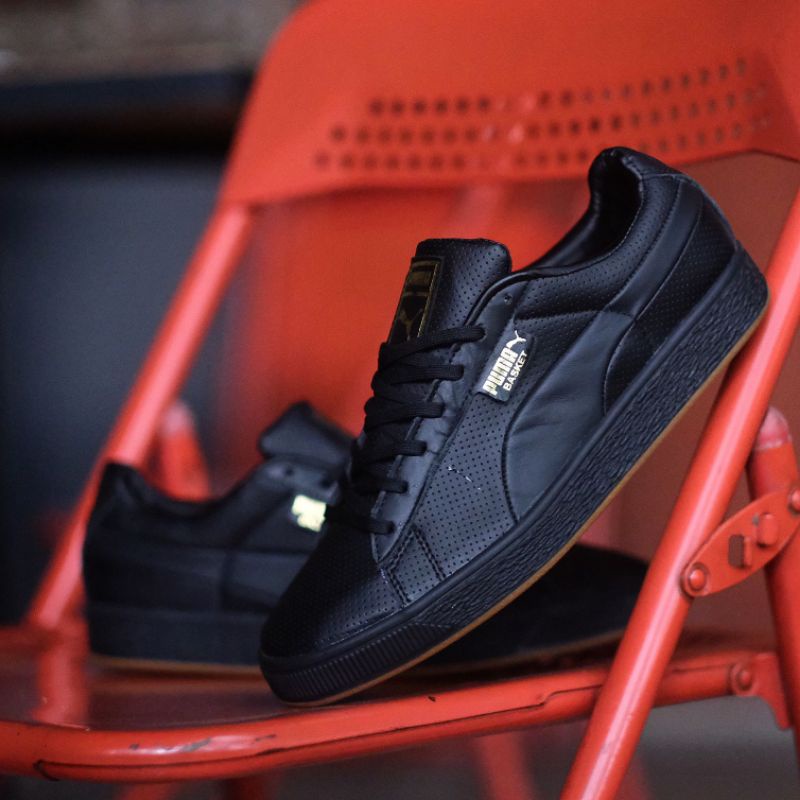 PUMA BASKET BLACK BLACK GUM ORIGINAL 100% - SEPATU PUMA ORIGINAL 100% - PUMA BASKET ORIGINAL 100%