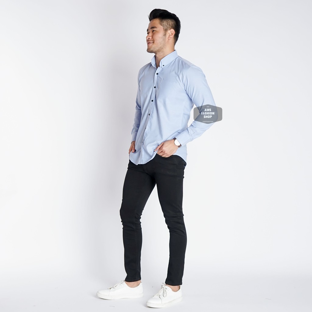 Baju Kemeja Lengan Panjang Pria Polos Oxford Biru Muda Soft Blue Casual Slimfit 3371