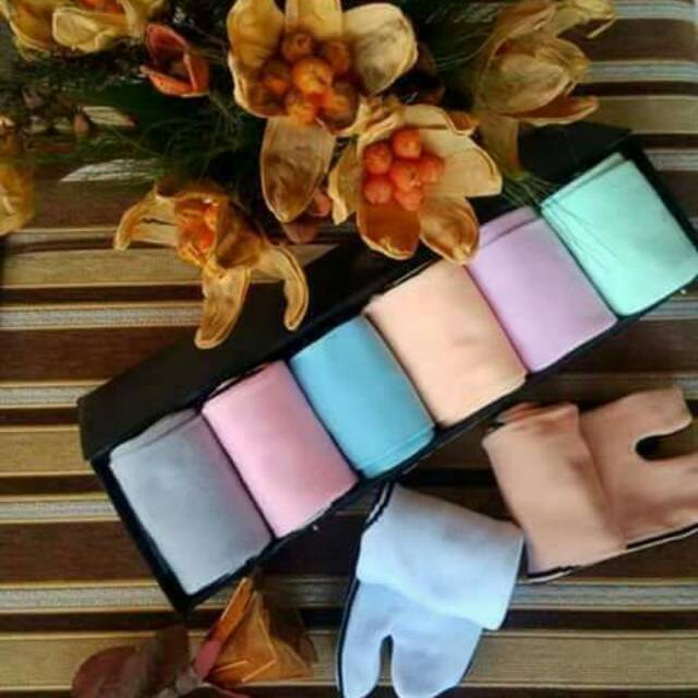 Kaos Kaki Kanik Size L