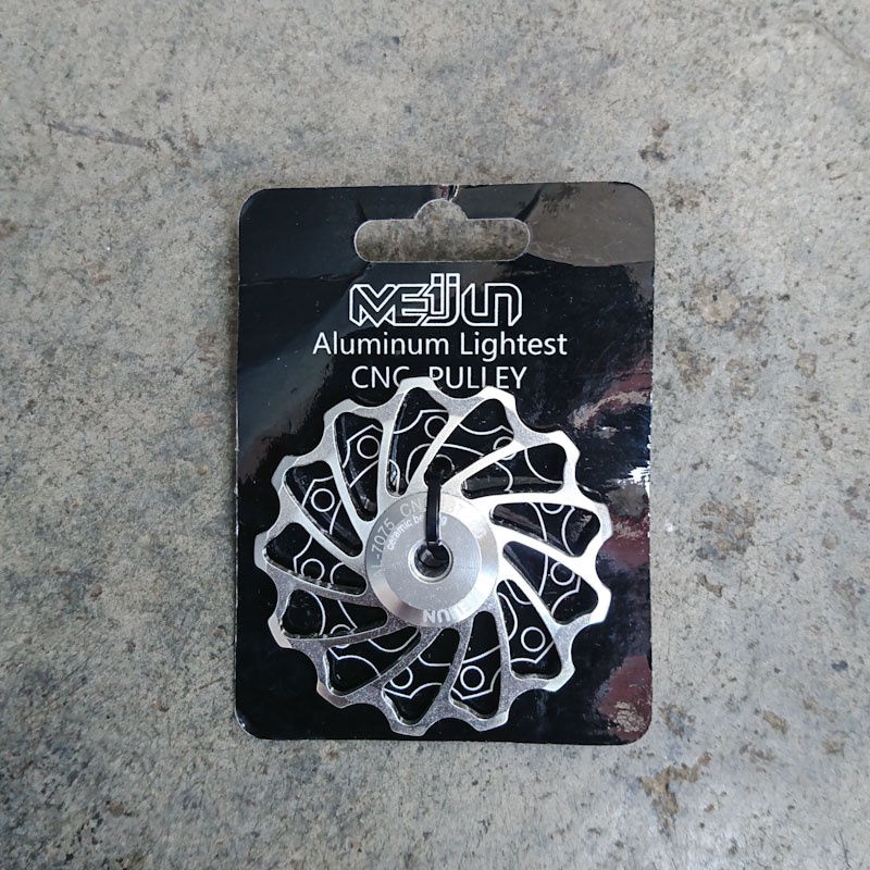 Pulley RD Meijun 13 T rear derailleur Ceramic Bearing Loncer Ringan