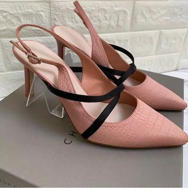 NEW ARRIVAL CHARLES AND KEITH ORIGINAL HEELS KANTOR WANITA MURAH MERIAH HEELS TALI