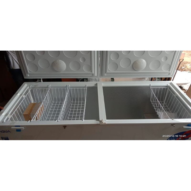 Chest Freezer AQUA AQF725EC