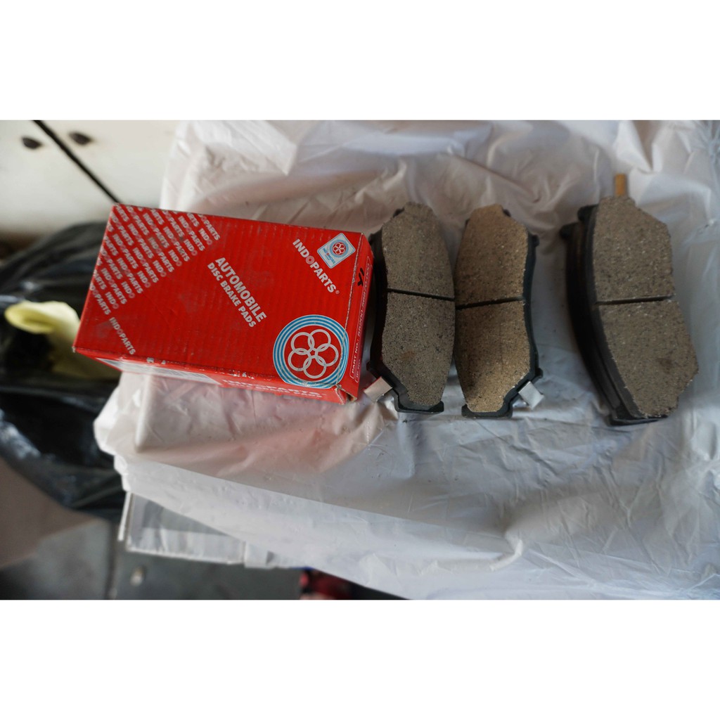 Brake Pads Kampas Rem Depan Suzuki Escudo/Sidekick/Vitara Indoparts