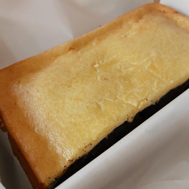 

CREAM CHEESE Brownies