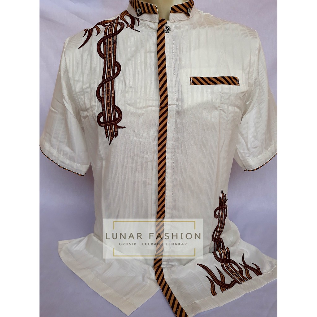 Baju Koko Pria Semi Sutra Ar-Royan Lengan Pendek Warna Putih Motif Coklat KA005