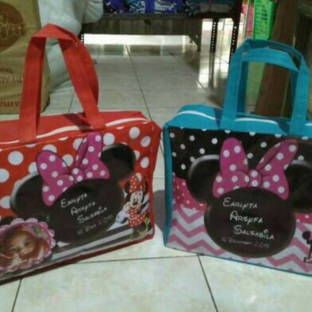 

Tas souvenir model resleting banner depan