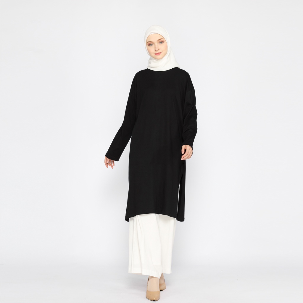 Tunik Wanita Kaos Muslimah Oversize LD 130 Hitam FemonRitch